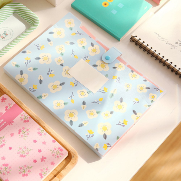 Expanding File Folder with Snap Botton Closure - Image 4